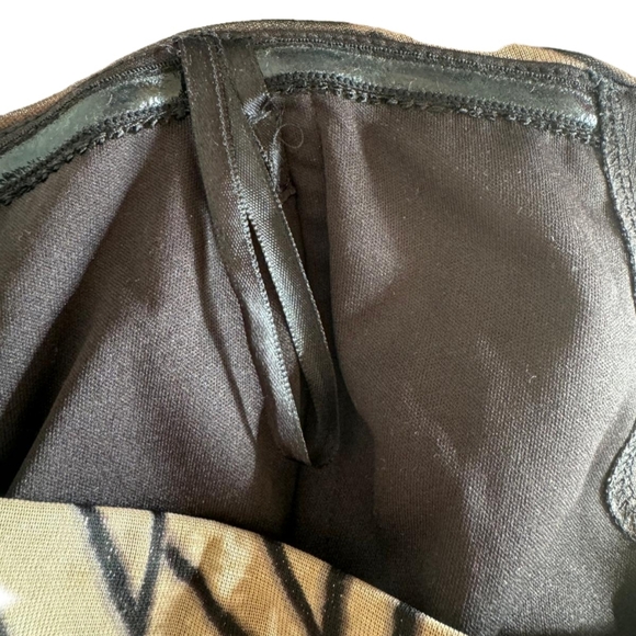 ✨*Brand New* Le Chateau Brown Stripe High-Low Ruffle Midi Dress - Size XL - Picture 10 of 13